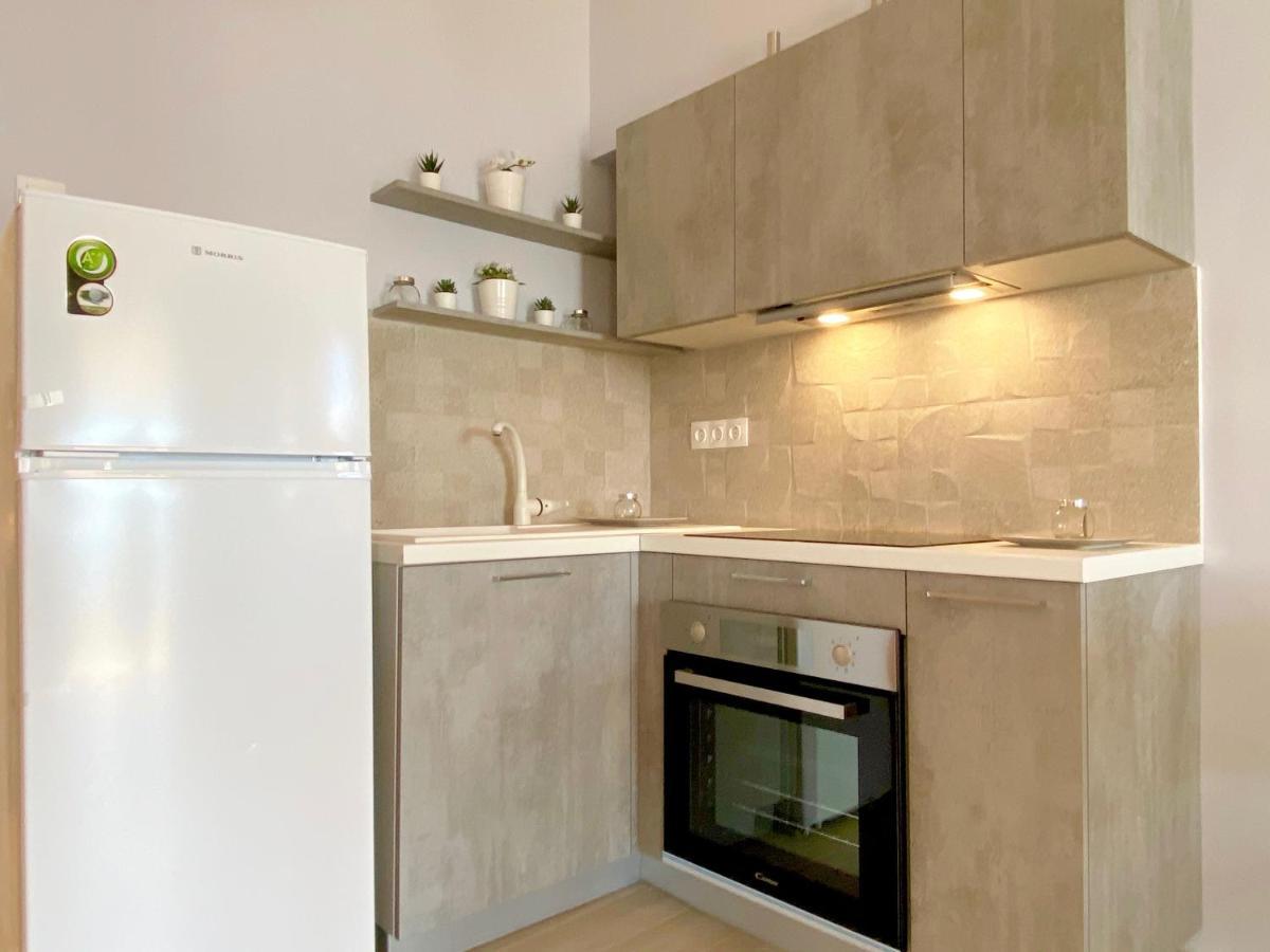 Nissaki Apartments And Vasilis House ニサキオン エクステリア 写真